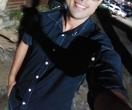 Sou Moreno auto magro disposto a realizar todos seus sonhos 