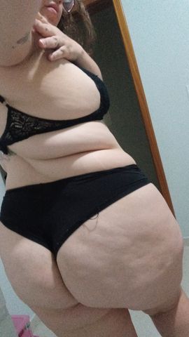 Sou gordinha bem safada e estilo namoradinha. Venha experimentar um sexo sem frescura 